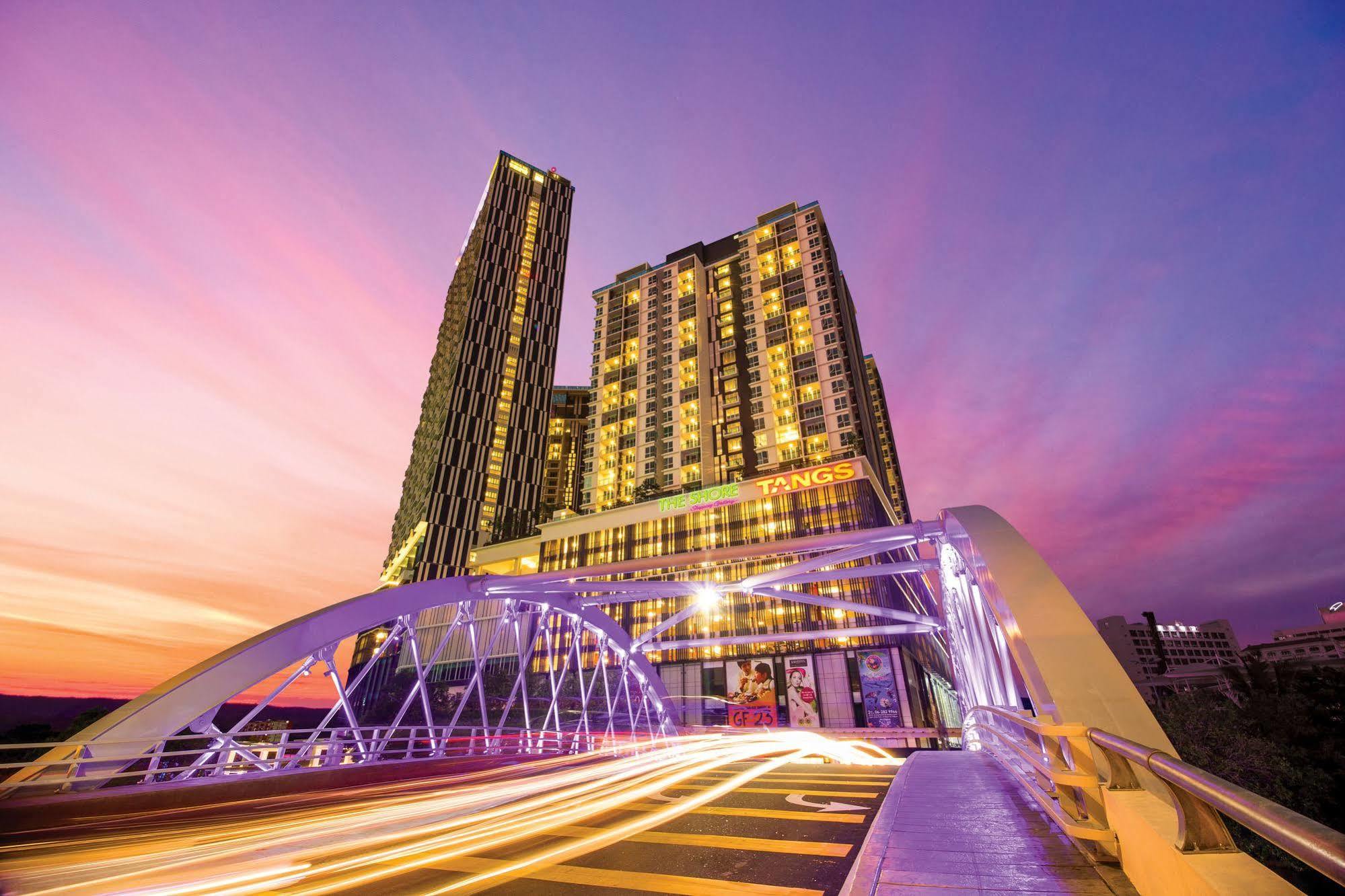 The Shore & Residences Hotel 4*